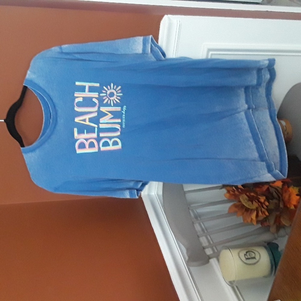 Southernology Beach Bum distressed blue tshirt.